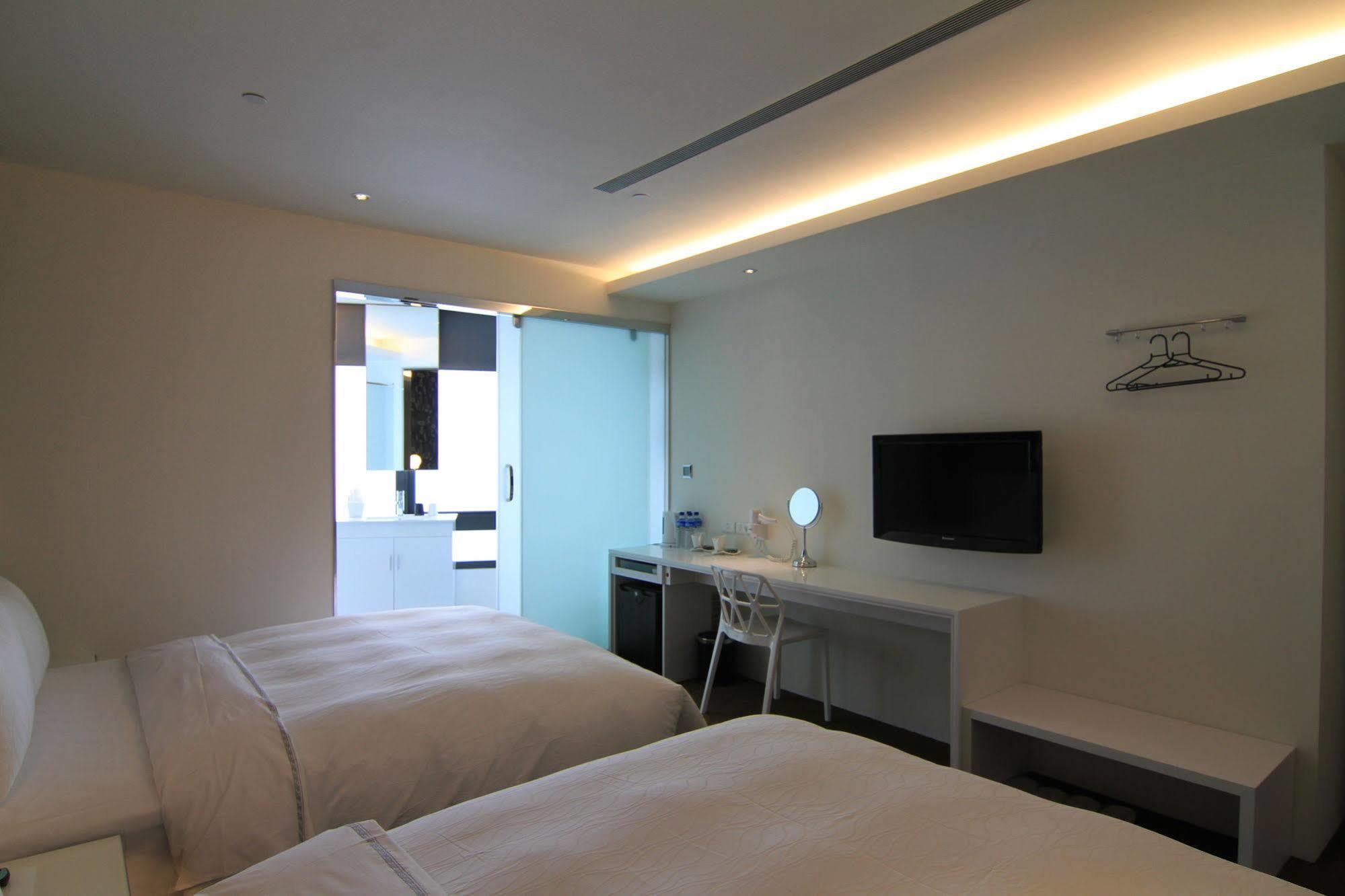 Cityinn Hotel Plus - Ximending Branch Tajpej Zewnętrze zdjęcie